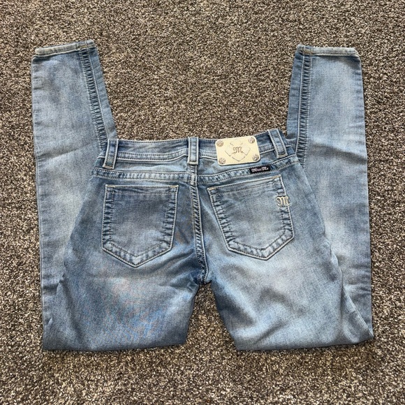 Women’s MissMe Jeans - Picture 3 of 5